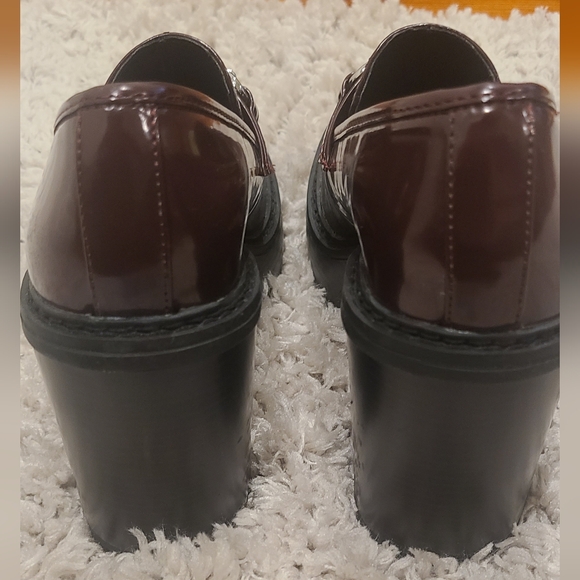 wine colored shoes - Picture 2 of 6